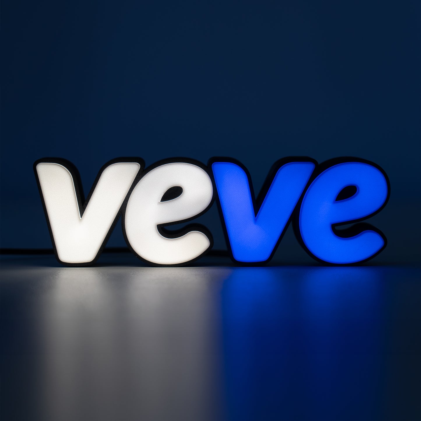 VeVe 3D Printed - USB Powered LED Lamp